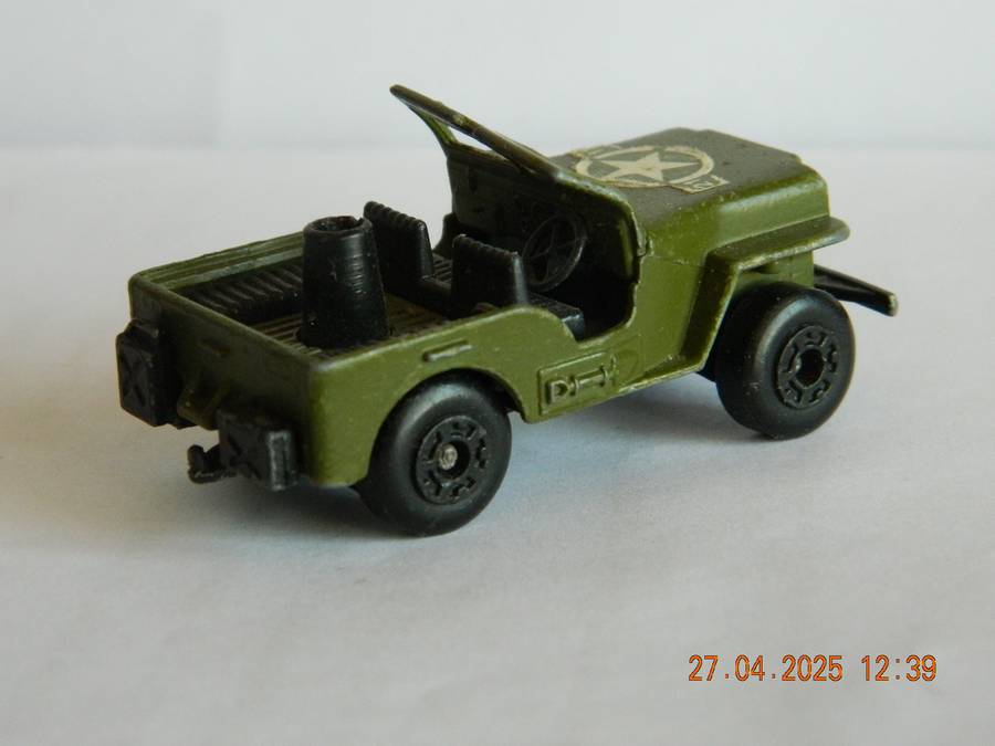 MATCHBOX SUPERFAST   -  11  -   SLEET - N - SNOW