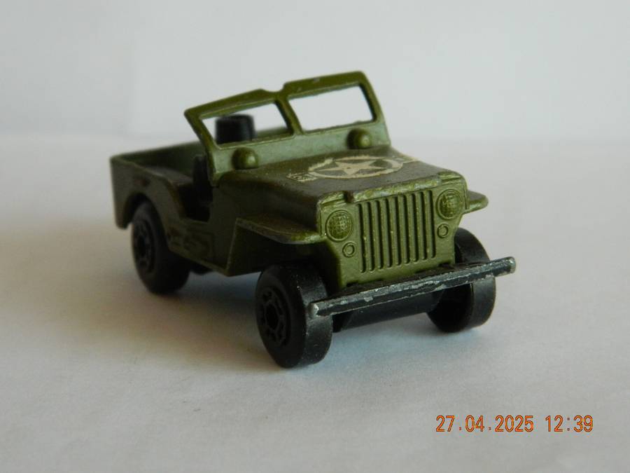 MATCHBOX SUPERFAST   -  11  -   SLEET - N - SNOW