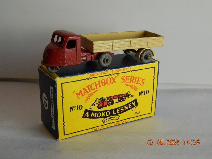 MATCHBOX SERIES  -  10   -  SCAMMELL MECHANICAL HORSE -  (75MM)