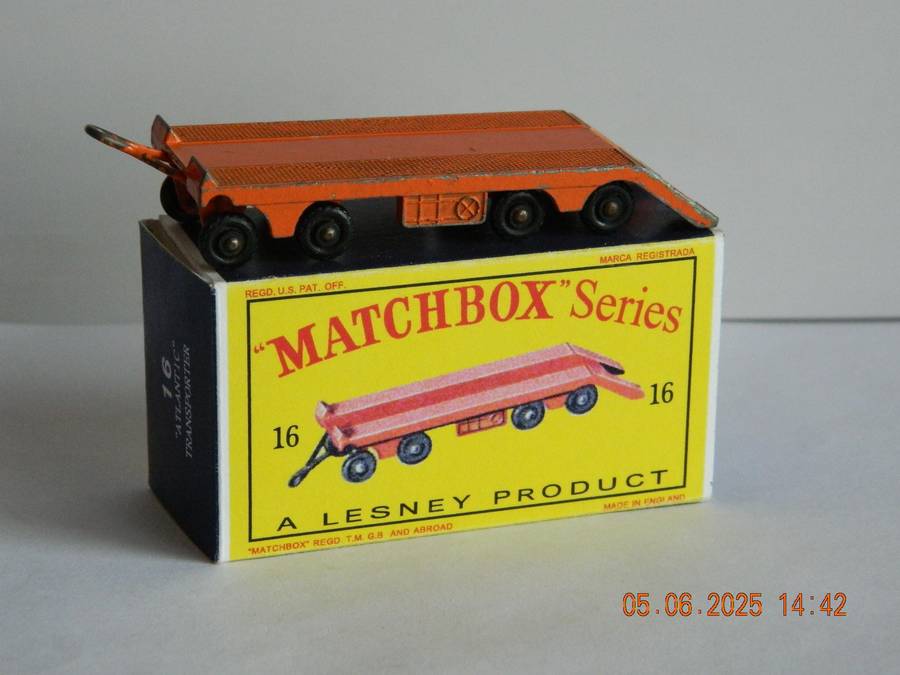 MATCHBOX SERIES  - 16  -  SUPER  "ATLANTIC"  TRANSPORTER TRAILER