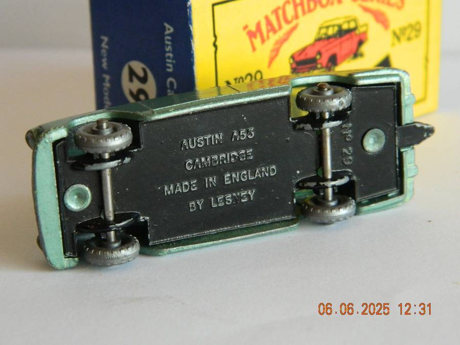 MATCHBOX SERIES  -  29  -   AUSTIN A55 CAMBRIDGE