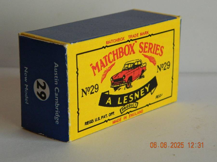 MATCHBOX SERIES  -  29  -   AUSTIN A55 CAMBRIDGE