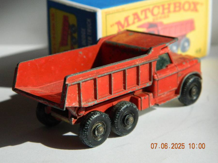MATCHBOX SERIES  -  48  -  DODGE DUMPER TRUCK  -  ORIGINAL BOX
