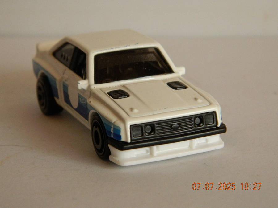 HOTWHEELS   -    -    FORD ESCORT RS 2000