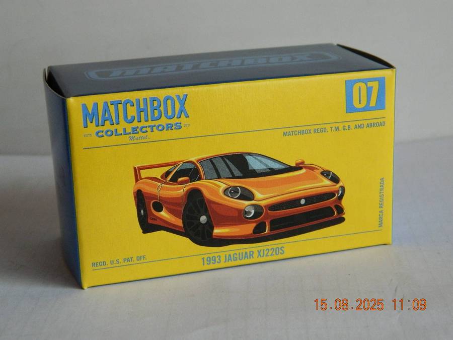 MATCHBOX COLLECTORS  -  07  -   1993  -  JAGUAR XJ220S