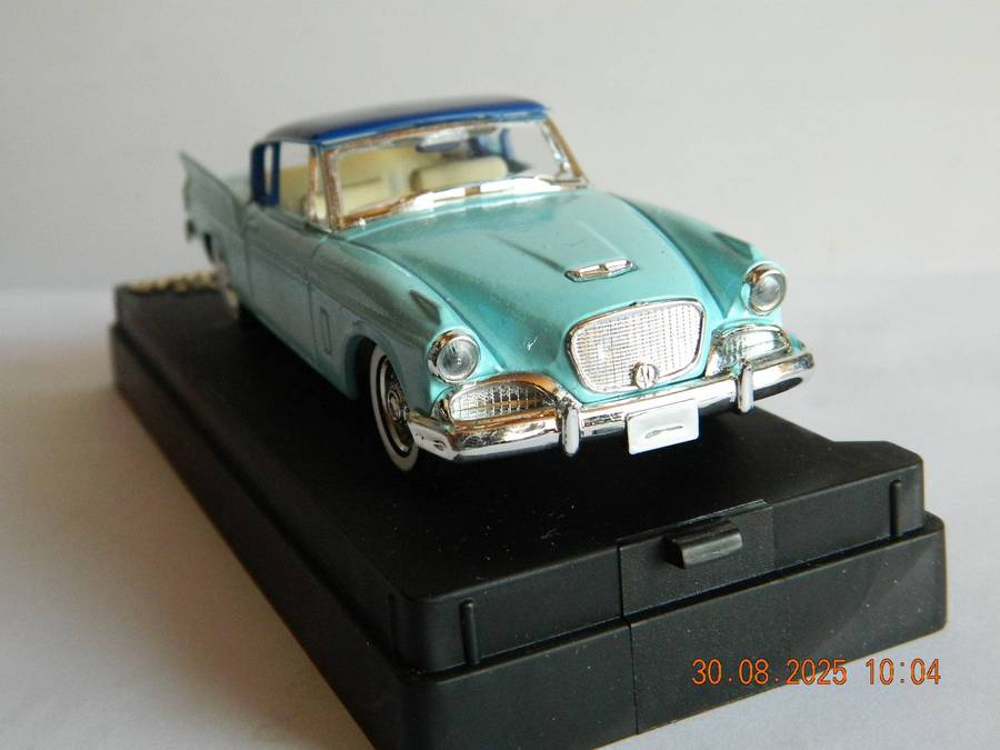 SOLIDO  -  4521  -   STUDEBAKER COUPE  -  1957