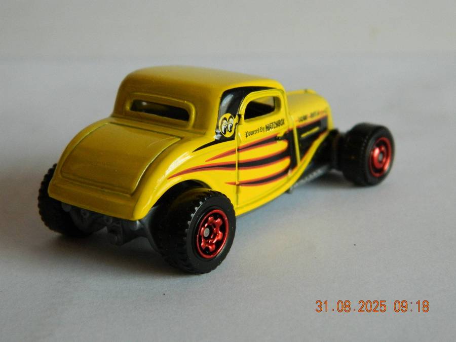 MATCHBOX    -  MB 327  -   1933  FORD COUPE