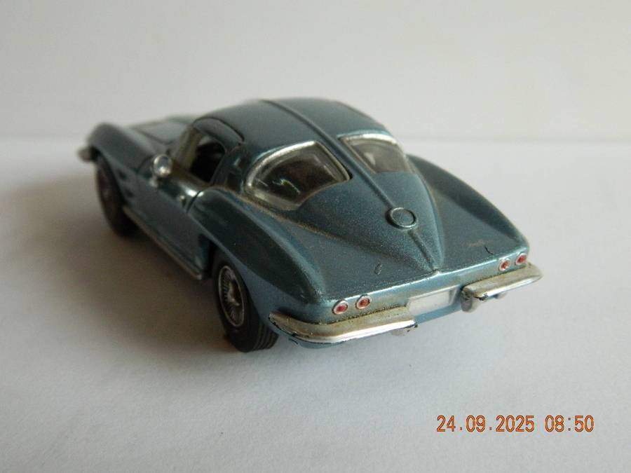 DELPRADO COLLECTION   -    1963  CHEVROLET CORVETTE