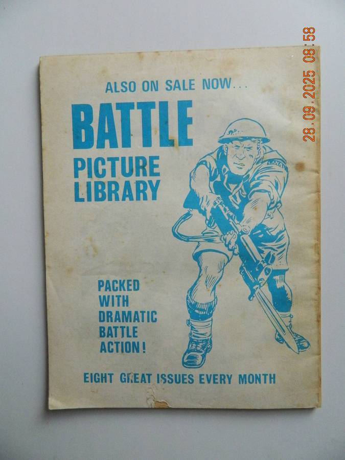 WAR PICTURE LIBRARY -  NO.  1972  -  SILENCE THE GUNS!