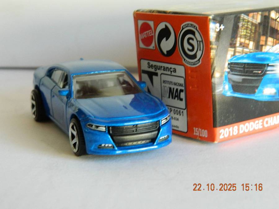 MATCHBOX  -  2018  DODGE CHARGER