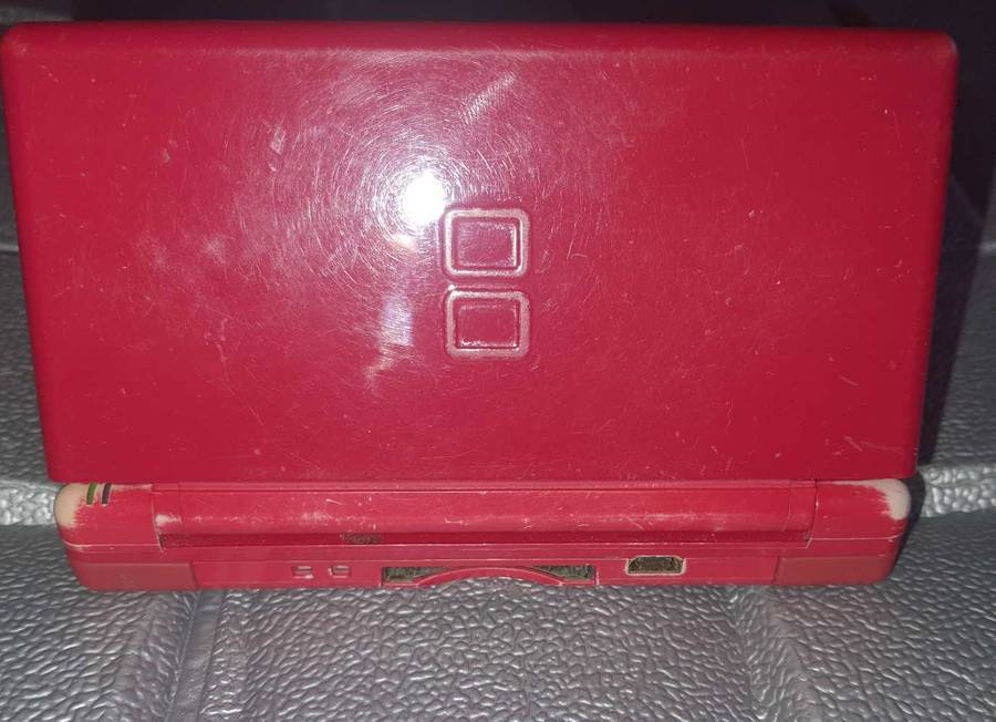 Nintendo DS Lite Red Used With Some Damage