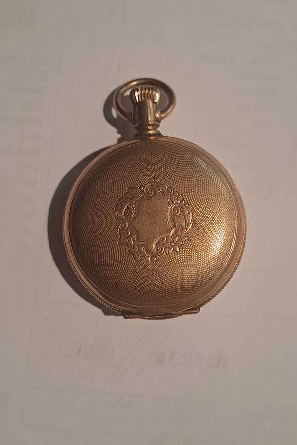Globe WCCO American Waltham watch co gold pocket watch