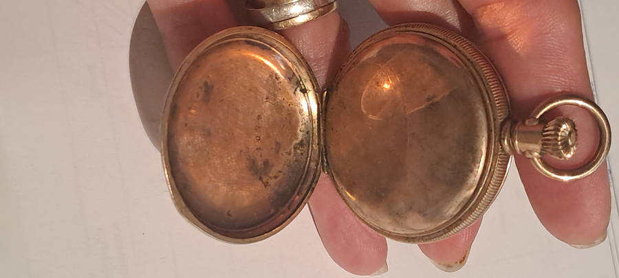 Globe WCCO American Waltham watch co gold pocket watch