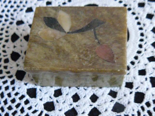 ONYX STONE TRINKET BOX