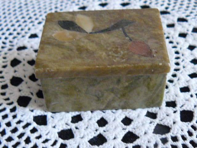 ONYX STONE TRINKET BOX