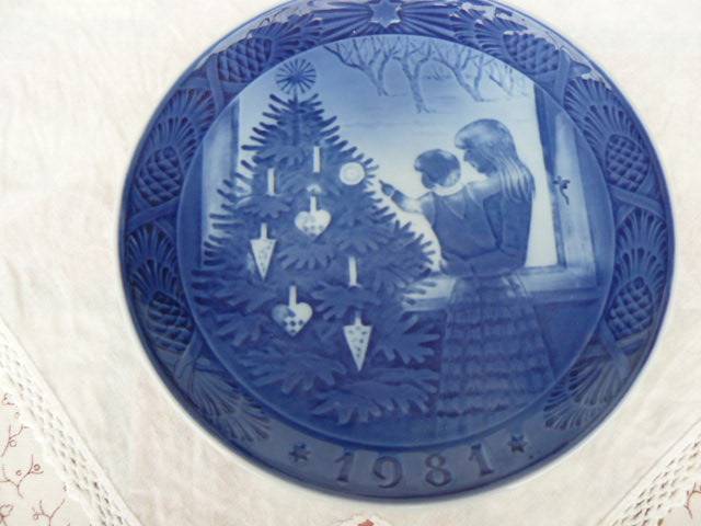 Porcelain Copenhagen plate