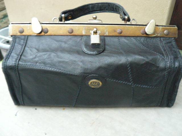 Leather vintage Dr bag