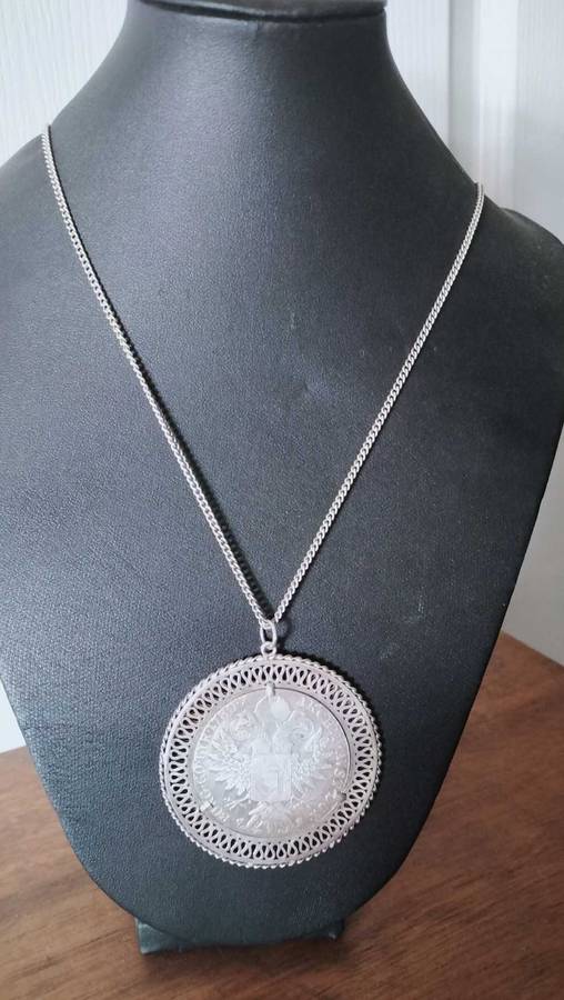 Pendant with Maria Theresa thaler dated 1780 Silver Coin