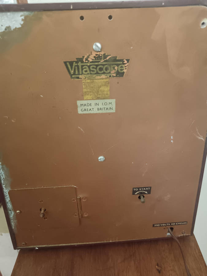 Art Deco Vitascope Clock - Untested