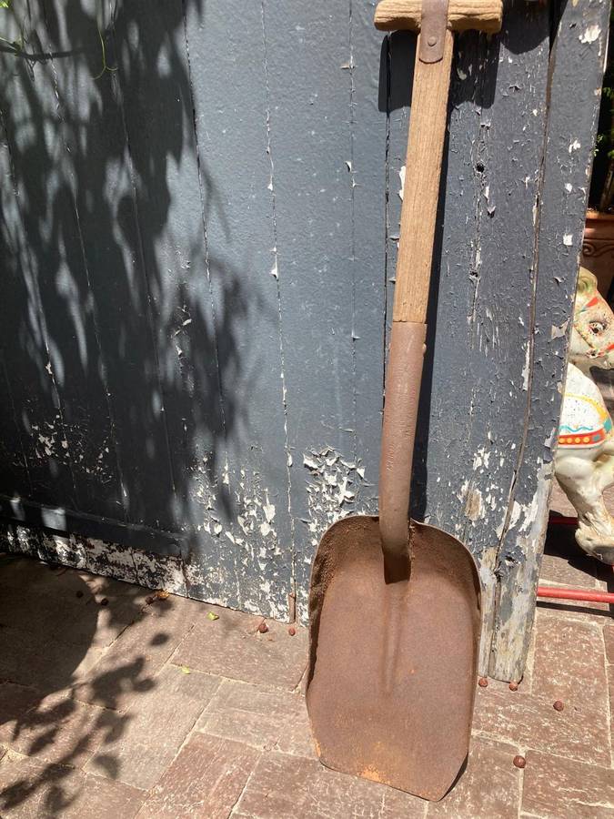 SAR Steam Loco Stokers Shovel 1967 ( 87 c 28 cm )