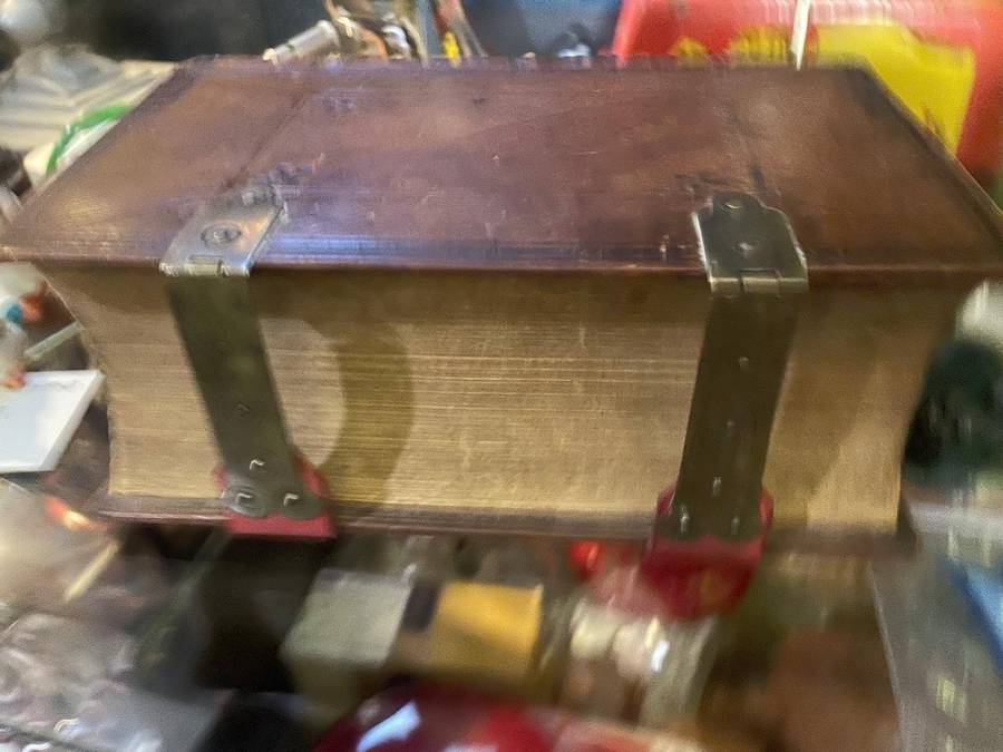 Beautiful Bijbel: Staten Generaal circa 1870, ( 23 x 15x 9cm )