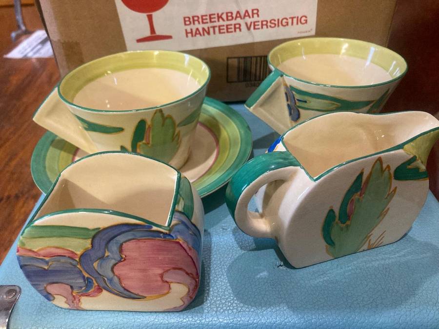 Clarice Cliff Bizarre Teaset Pieces