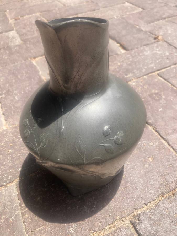 Art Nouveau Pewter Jug ( 20 cm )