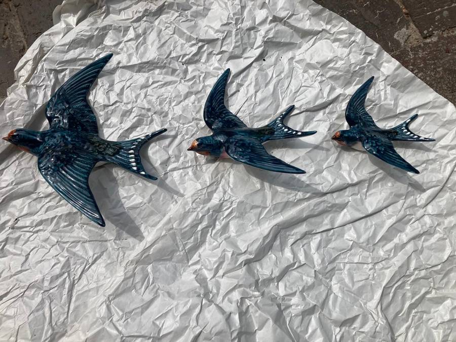 Collection of 3 Flying Beswick Swallows ( 15/18, 12/15,11/10cm)