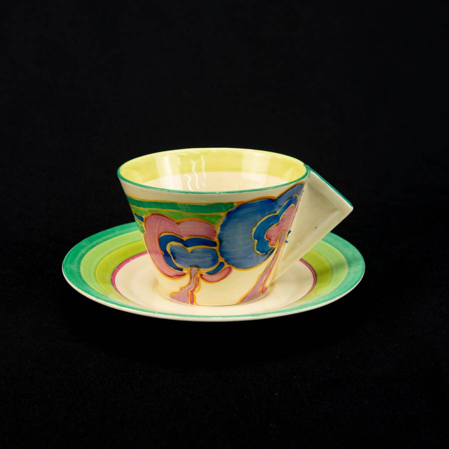 Clarice Cliff Bizarre Teaset Pieces