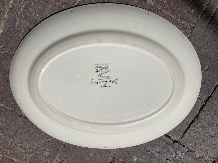 Clarice Cliff: John Armstrong for Clarice Cliff Bizarre. Chaldean Oval Platter ( 36,5 x 28,5)