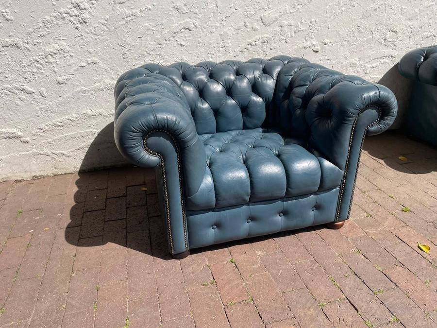 Chesterfield Leather Couch ( 186 x 86 x 67 cm ) and Chair ( 117 x 86 x 67cm )
