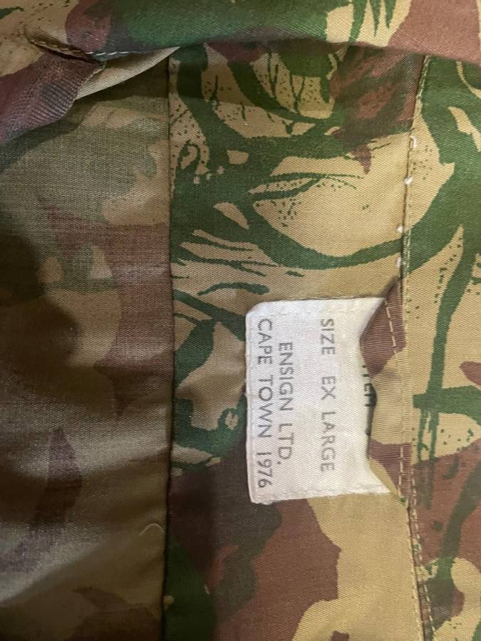 Koevoet : Jacket and 2 shirts