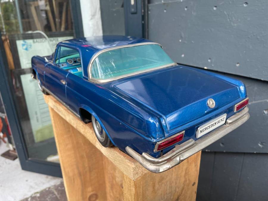 Rare Japanese Tinplate Mercedes Benz ( 50 cm )