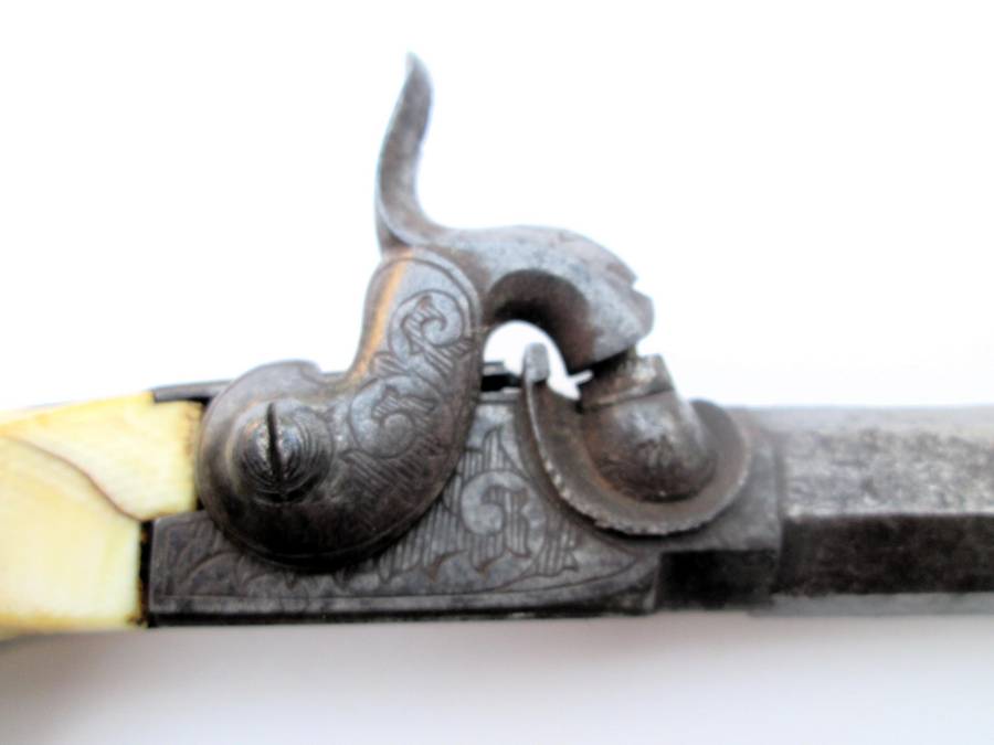 Percussion, black powder pistol Francotte blow of fist with forced ball.