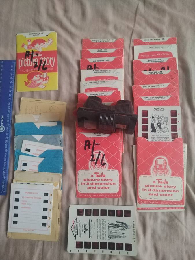 Job lot  Tru-Vue viewer and  film cards from 1953 (Read listing before bidding)