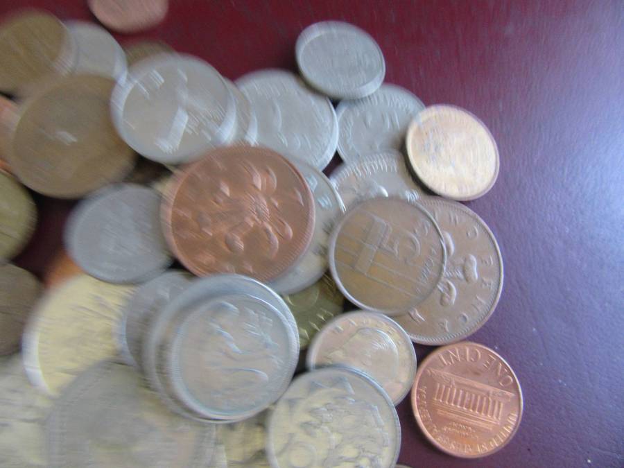 GOOD START FOR THE BEGINNER -200  INTERNATIONAL COINS - ASPER SCAN - LOT3 -BID PERCOIN