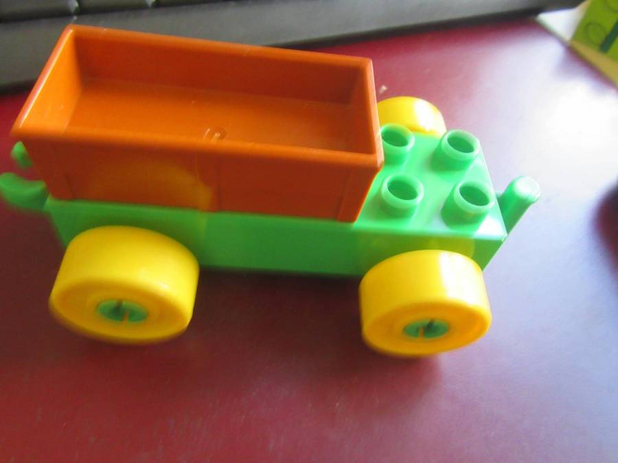 DUPLO WAGGON - AS PER SCAN