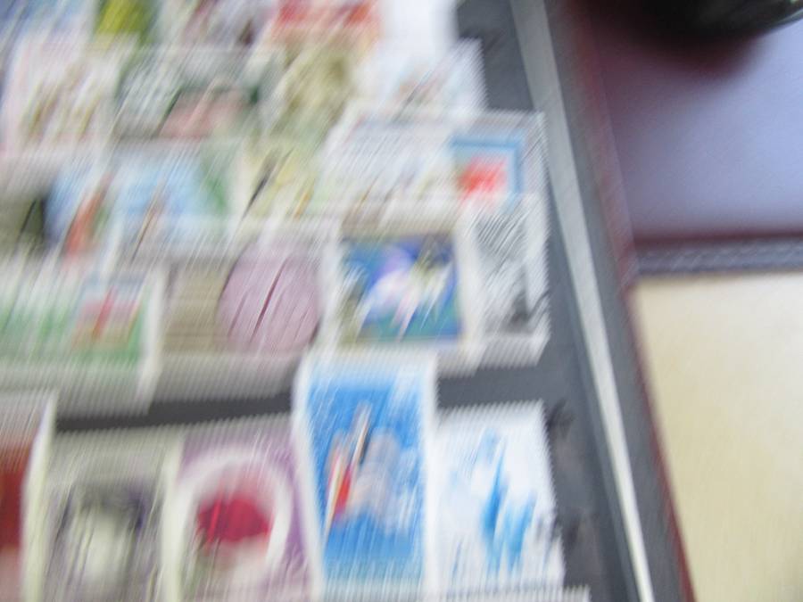 LARGE IDEAL ALBUM - 16 PAGES FILLED WITH INTERNATIONAL /THEMATIC STAMPS - AS PER SCAN - BID PER PAGE