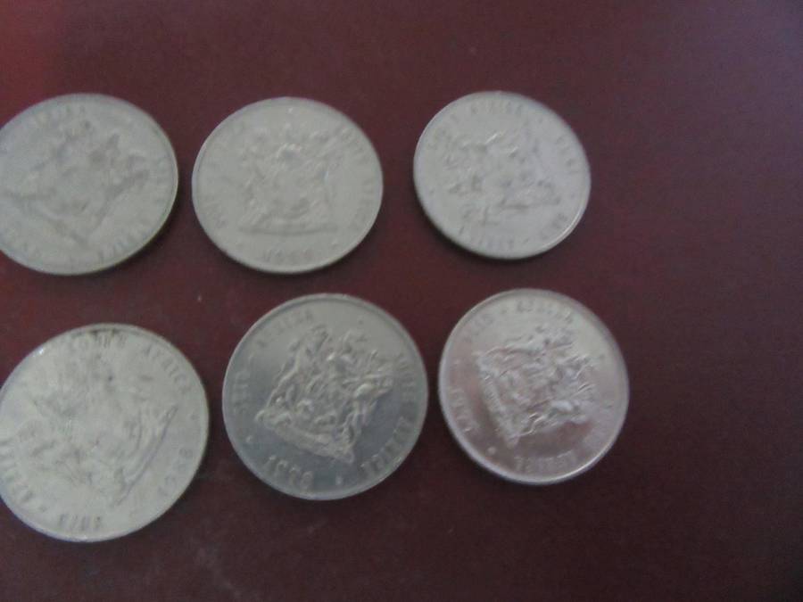 RSA - 12 ONE RAND COINS - VARIOUS YEARS - COAT OF ARMS - BID PER ITEM
