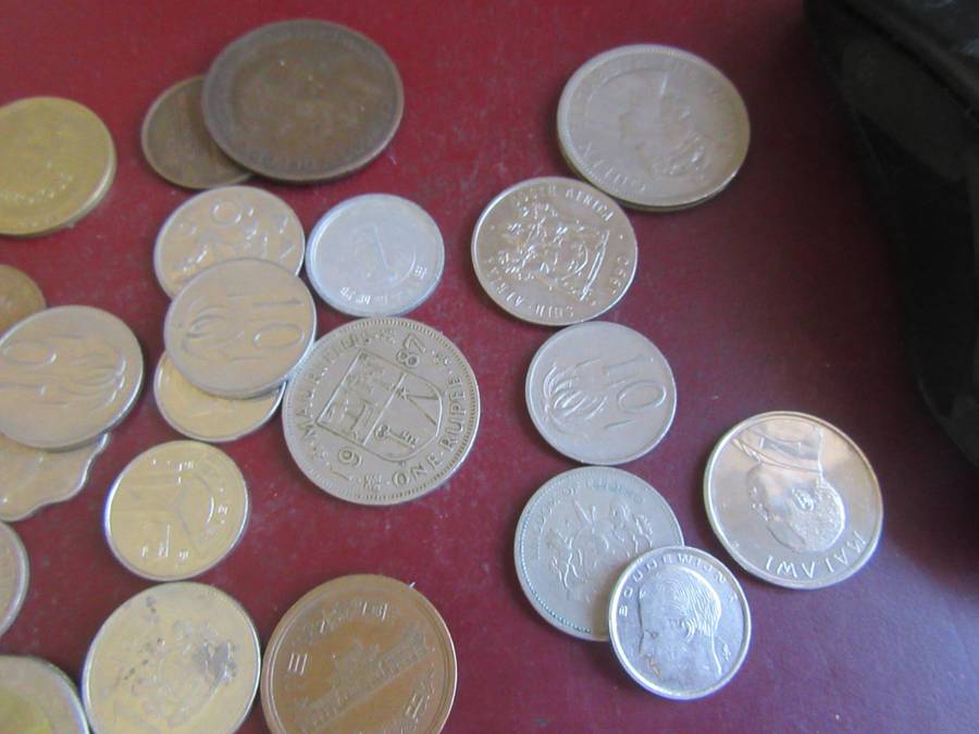 GOOD START FOR THE BEGINNER - 40 WORLD COINS INCL.RSA COINS - AS PER SCAN - BID PER COIN - LOT 25A