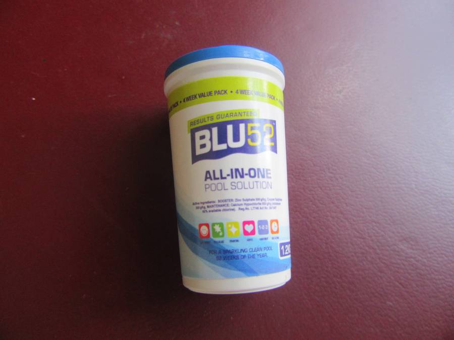 CHECKER'S LITTLE SHOP GOES EXTRA - BLU 52