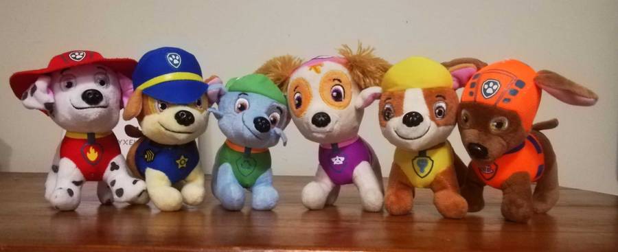 6x Paw Patrol Dogs. Great Addition to a Collection! Make Someone Happy!