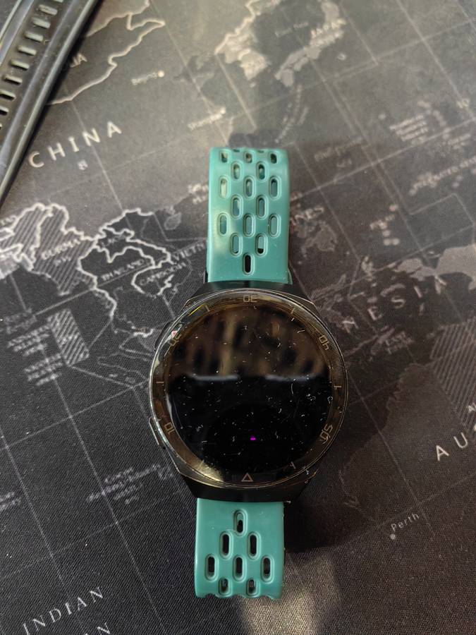 Huawei Watch GT2e (Read description)