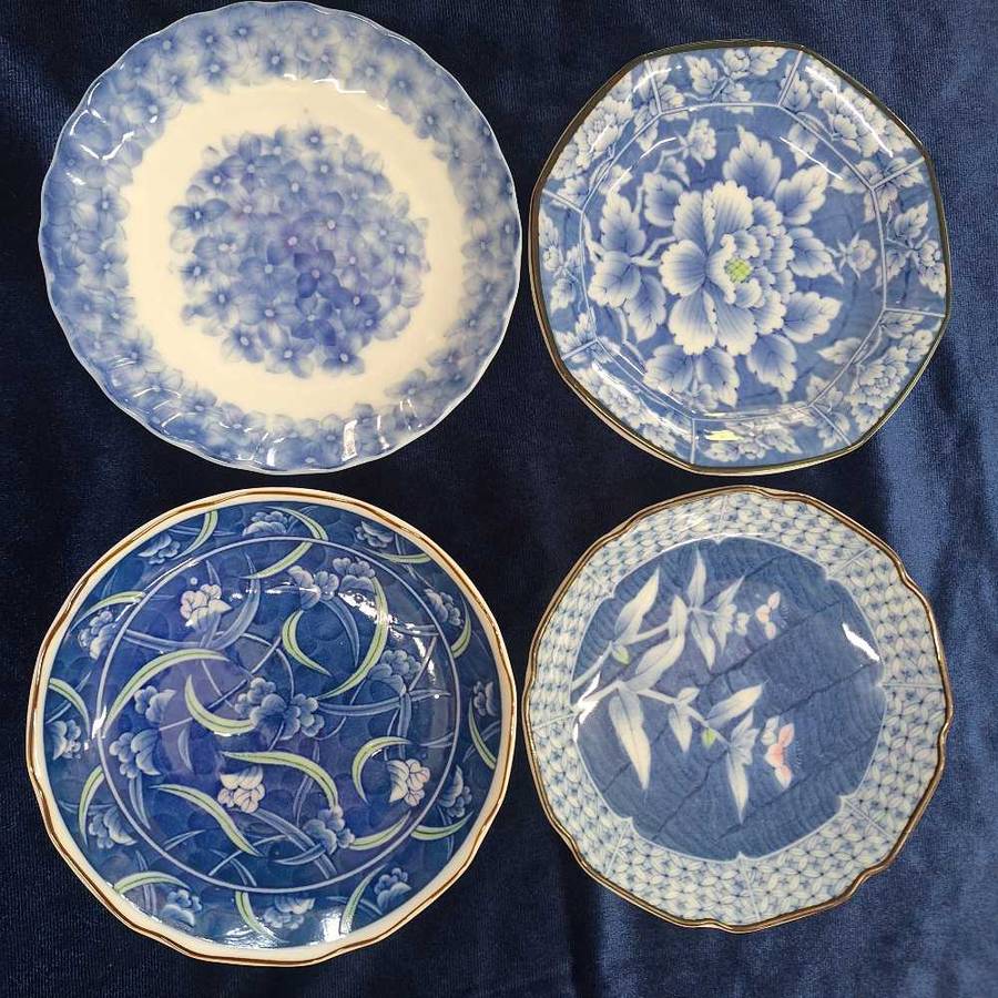 Plates set 4pcs