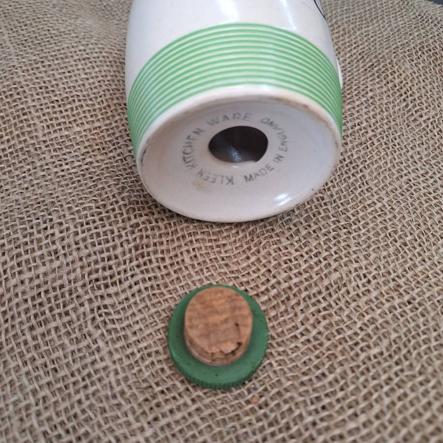 KLEEN KITCHEN WARE FLOUR SHAKER - ART DECO