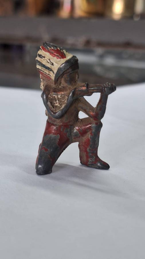 Vintage Cast Iron/Lead Native American Toy Soldier  Collectible Figurine
