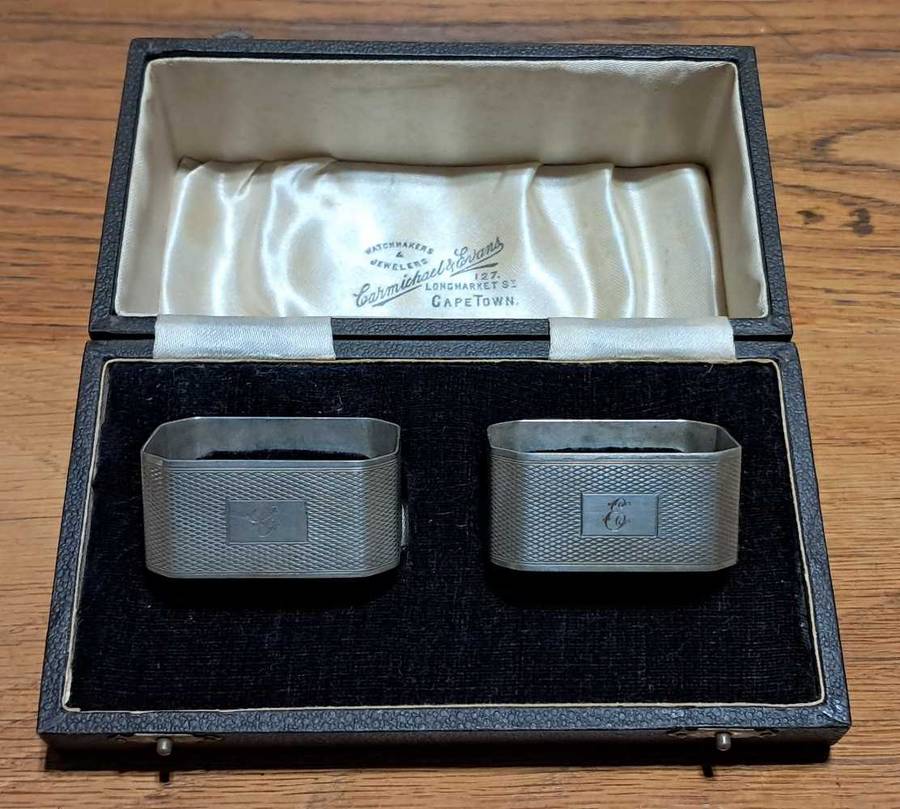 Silver serviette rings