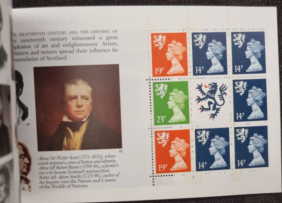 GB 1989 `THE SCOTS CONNECTION` PRESTIGE 5 POUND BOOKLET MINT. SGDX10. CV GBP 24.