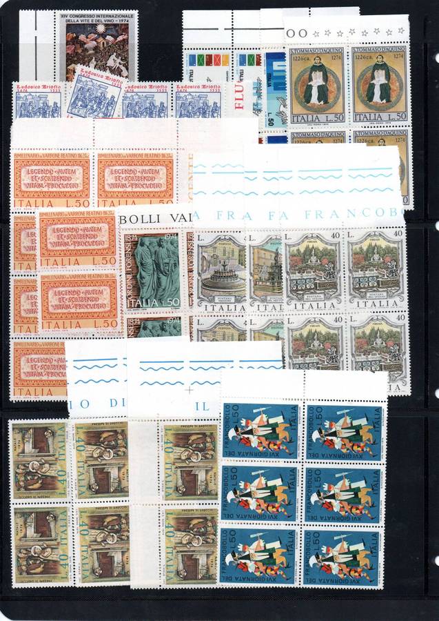 Protector ring binder with mint Italy blks, msheets, singles etc - as per images - read.