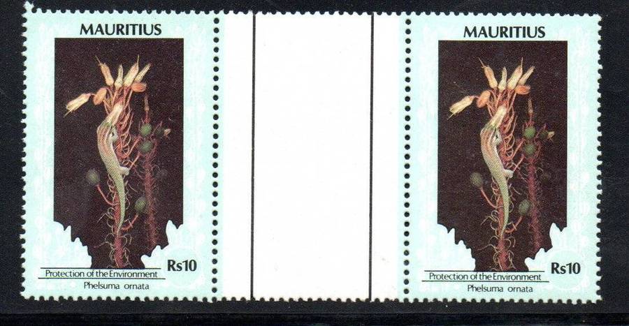 Mauritius 1989 Protection of the environment lot of umm singles, gutter/control blks etc  good cv